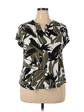 Liz Claiborne Short Sleeve T-Shirt (view 1)