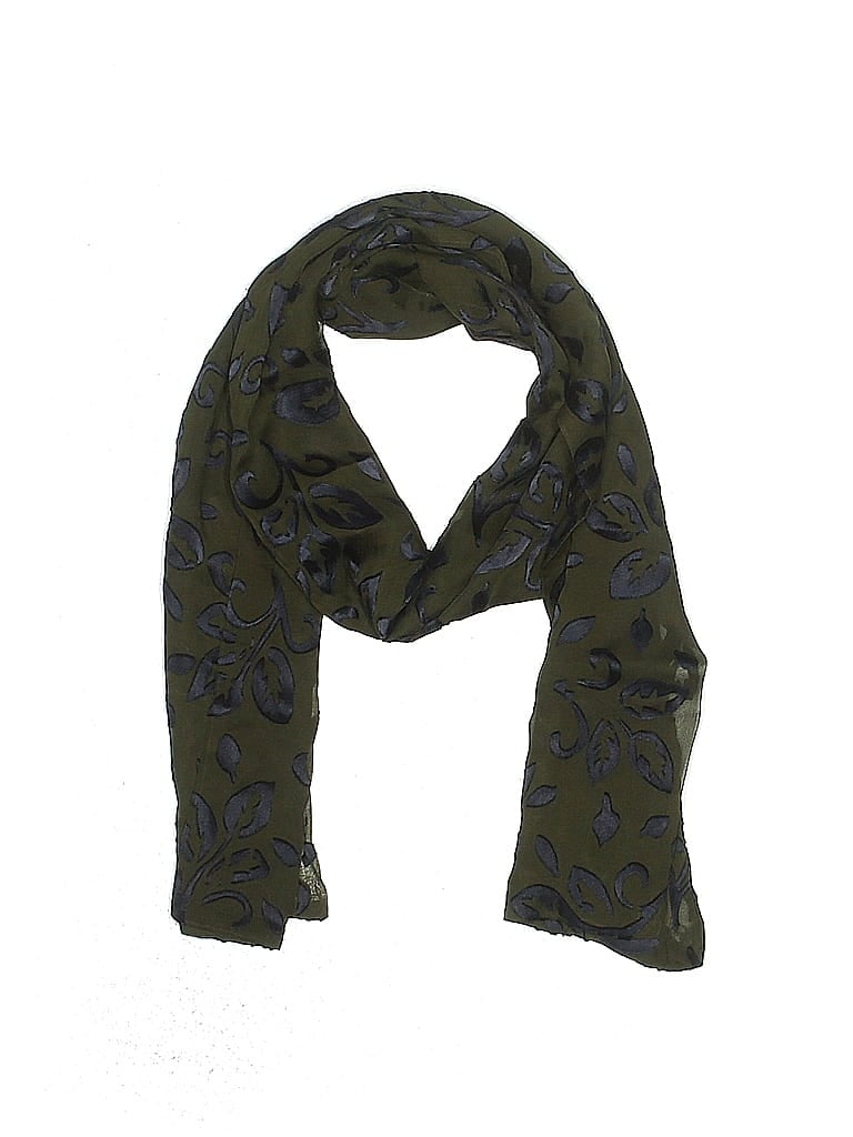 Pre-owned Assorted Brands Scarf In Green