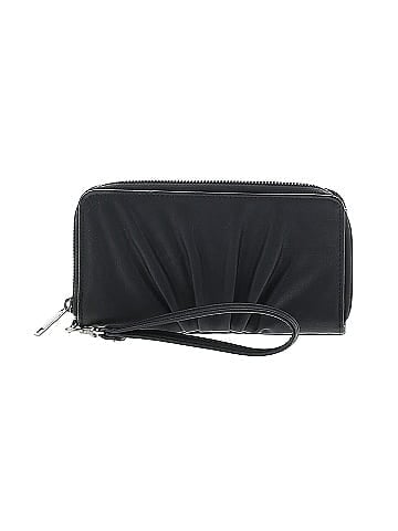 Unbranded Wristlet (view 1)