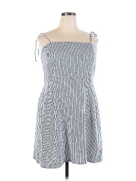 Old Navy Casual Dress (view 1)