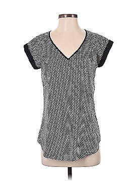 Express Outlet Short Sleeve Top (view 1)