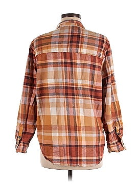 Universal Thread Long Sleeve Button-Down Shirt (view 2)