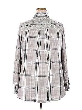 Lane Bryant Long Sleeve Button-Down Shirt (view 2)