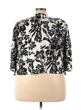 Nina Leonard Long Sleeve Button-Down Shirt (view 2)