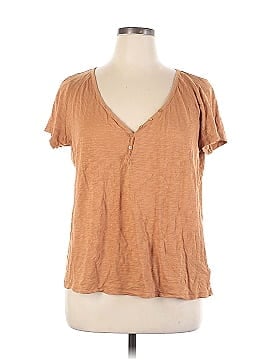 Express One Eleven Sleeveless Henley (view 1)