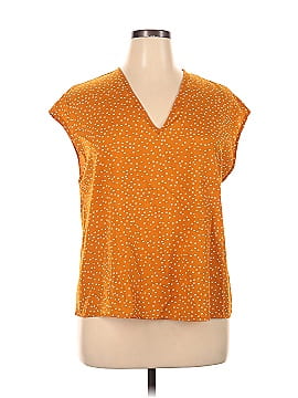 Shein Curve Sleeveless Blouse (view 1)