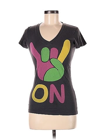 Delia's Short Sleeve T-Shirt (view 1)
