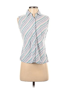 Gap Sleeveless Button-Down Shirt (view 1)