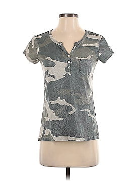 Venus Short Sleeve Henley (view 1)