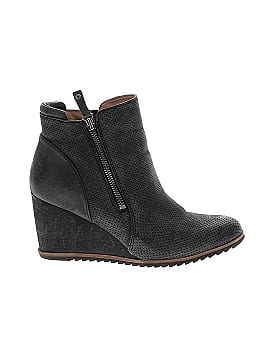 SOUL Naturalizer Ankle Boots (view 1)