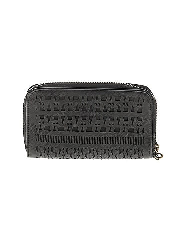 Unbranded Wristlet (view 2)