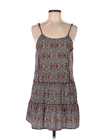 En Creme Sleeveless Top (view 1)