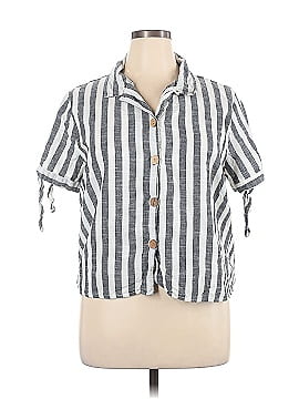 Jennifer & Grace Short Sleeve Button-Down Shirt (view 1)