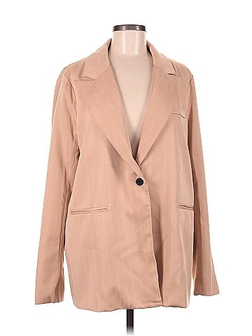 PrettyLittleThing Blazer (view 1)