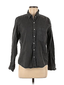 Universal Thread Long Sleeve Button-Down Shirt (view 1)