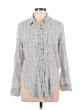 Universal Thread Long Sleeve Button-Down Shirt (view 1)