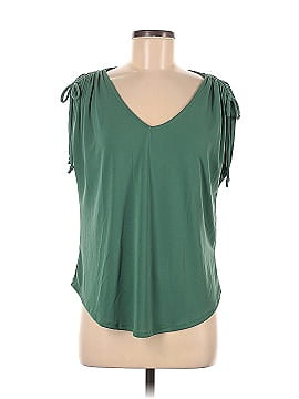 Casual Couture by Green Envelope Short Sleeve Blouse (view 1)