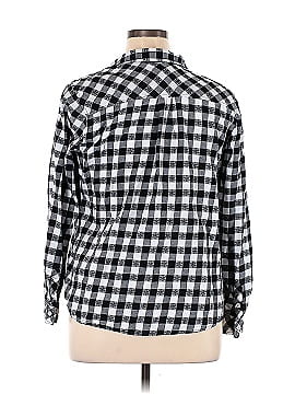 Croft & Barrow Long Sleeve Button-Down Shirt (view 2)