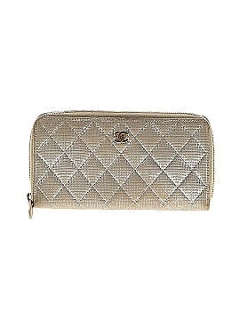 Chanel Wallet (view 1)