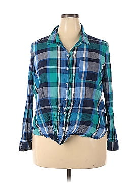 Old Navy Long Sleeve Button-Down Shirt (view 1)