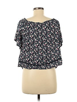 American Eagle Outfitters Short Sleeve Blouse (view 2)