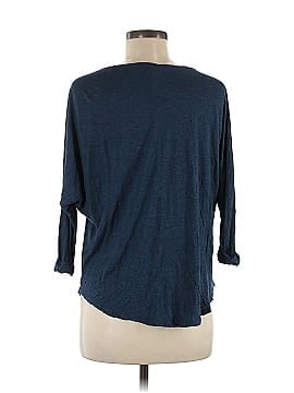 FEMME 3/4 Sleeve Top (view 2)