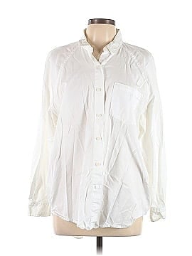 Universal Thread Long Sleeve Button-Down Shirt (view 1)