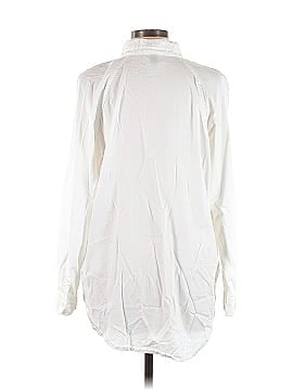 Universal Thread Long Sleeve Button-Down Shirt (view 2)