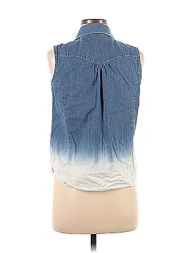 Levi's Sleeveless Button-Down Shirt (view 2)