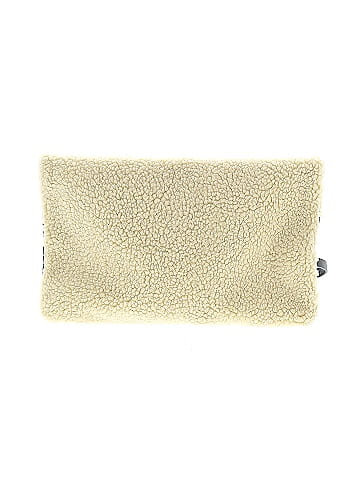 Unbranded Wristlet (view 2)