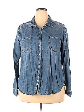 Maurices Long Sleeve Button-Down Shirt (view 1)