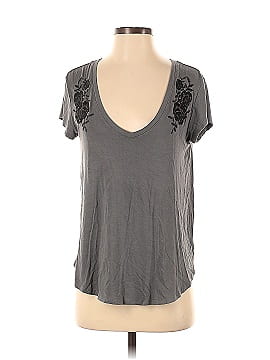 American Eagle Outfitters Short Sleeve T-Shirt (view 1)