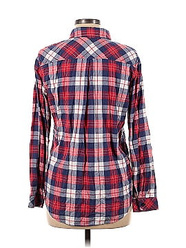 Market and Spruce Long Sleeve Button-Down Shirt (view 2)