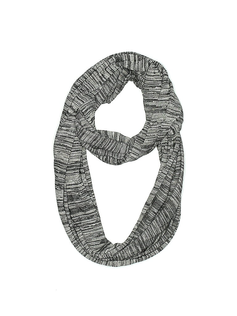 Pre-owned Old Navy Scarf In Gray