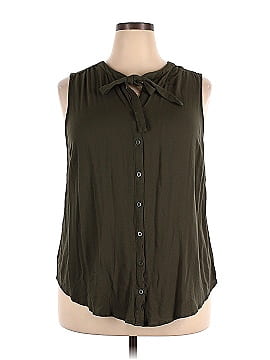 Torrid Sleeveless Button-Down Shirt (view 1)