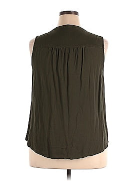 Torrid Sleeveless Button-Down Shirt (view 2)