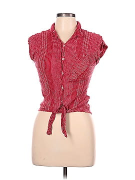Keep In Touch Sleeveless Button-Down Shirt (view 1)