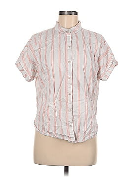 Universal Thread Short Sleeve Button-Down Shirt (view 1)