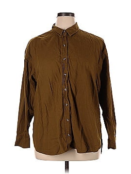 Universal Thread Long Sleeve Button-Down Shirt (view 1)