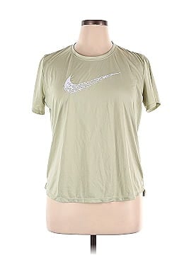 Nike Active T-Shirt (view 1)