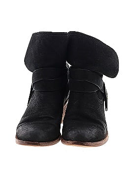 Ugg Australia Ankle Boots (view 2)