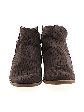 Universal Thread Ankle Boots (view 2)