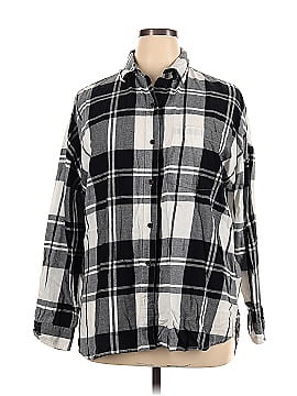 Old Navy Long Sleeve Button-Down Shirt (view 1)