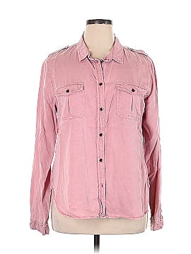 Universal Thread Long Sleeve Button-Down Shirt (view 1)