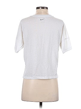 Nike Short Sleeve T-Shirt (view 2)