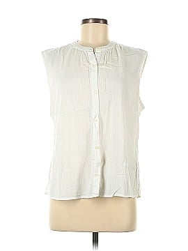 Old Navy Sleeveless Button-Down Shirt (view 1)