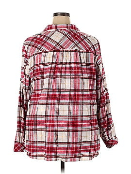 Croft & Barrow Long Sleeve Button-Down Shirt (view 2)