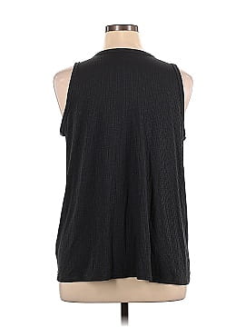 Old Navy Sleeveless T-Shirt (view 2)