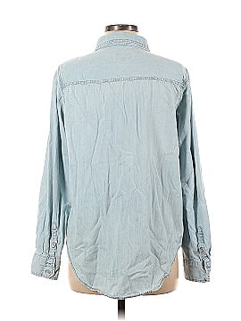 Universal Thread Long Sleeve Button-Down Shirt (view 2)