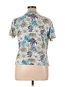 Summer and Sage Maternity Short Sleeve T-Shirt (view 2)